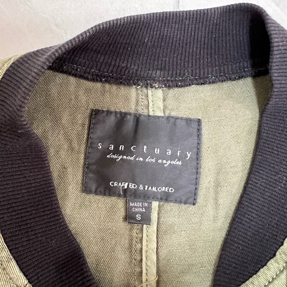 Sanctuary Army/Olive green Bomber Jacket with Black Accents - size small - Picture 3 of 7